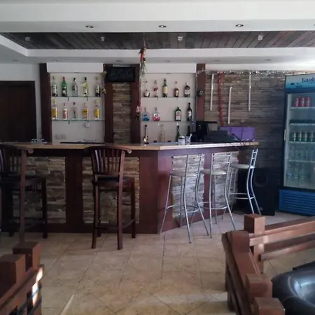 Edelweiss Aparthotel, 32 Bansko